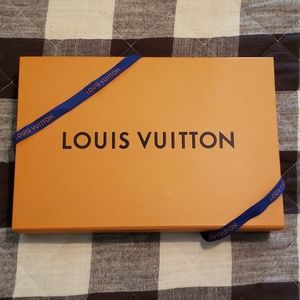 Louis Vuitton belt box